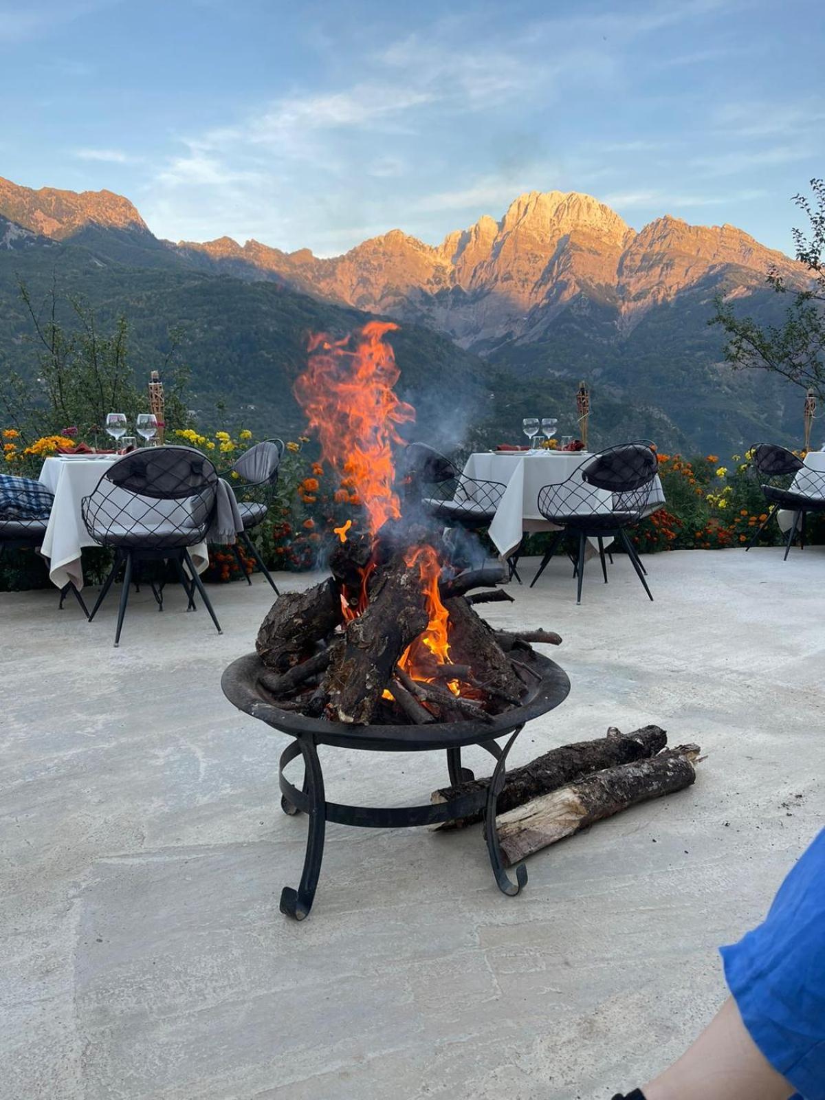 Vidis Chalet Boutique Hotel Theth Eksteriør billede